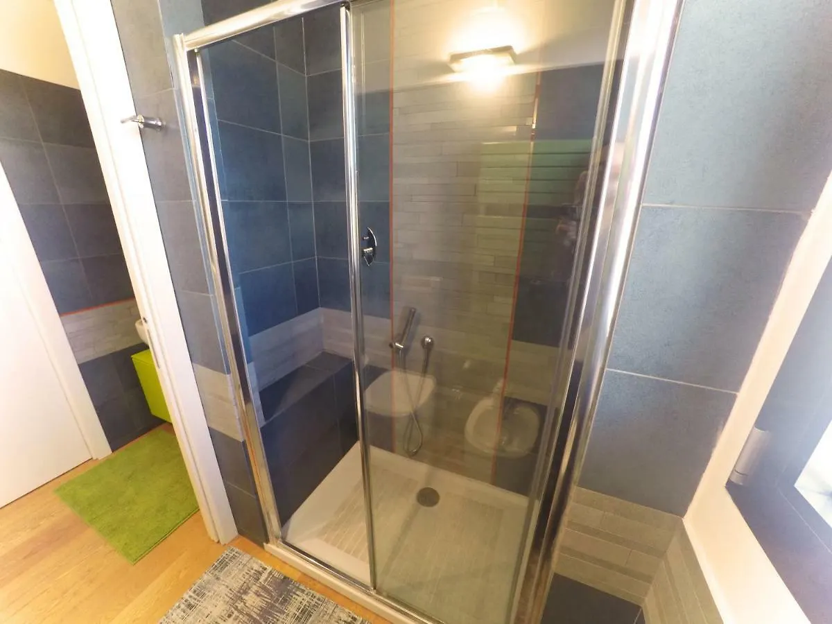 The Italian Job - Jacuzzi Penthouse Hotel Bolonha Apartamento