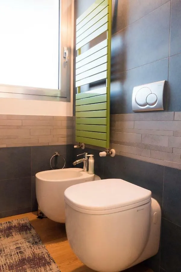 The Italian Job - Jacuzzi Penthouse Hotel Bolonha