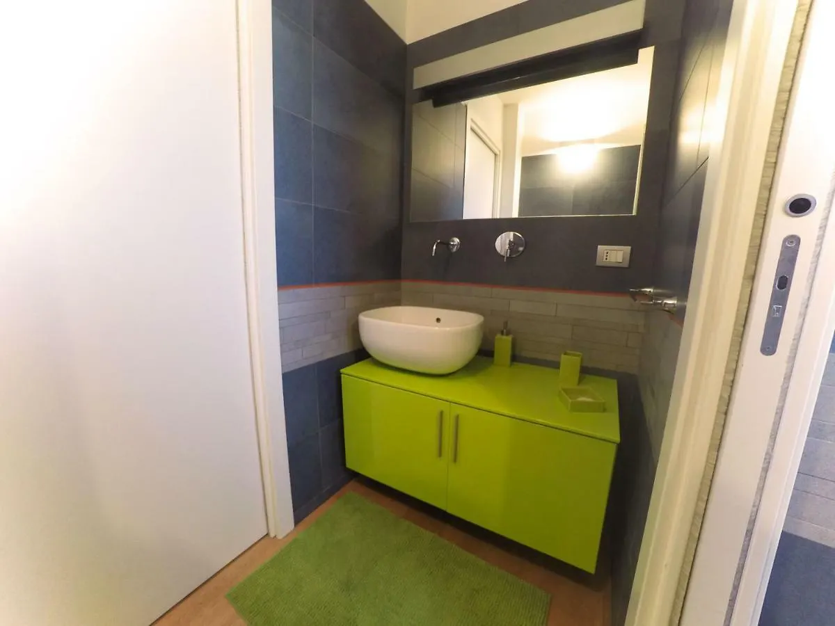 The Italian Job - Jacuzzi Penthouse Hotel Bolonha Apartamento