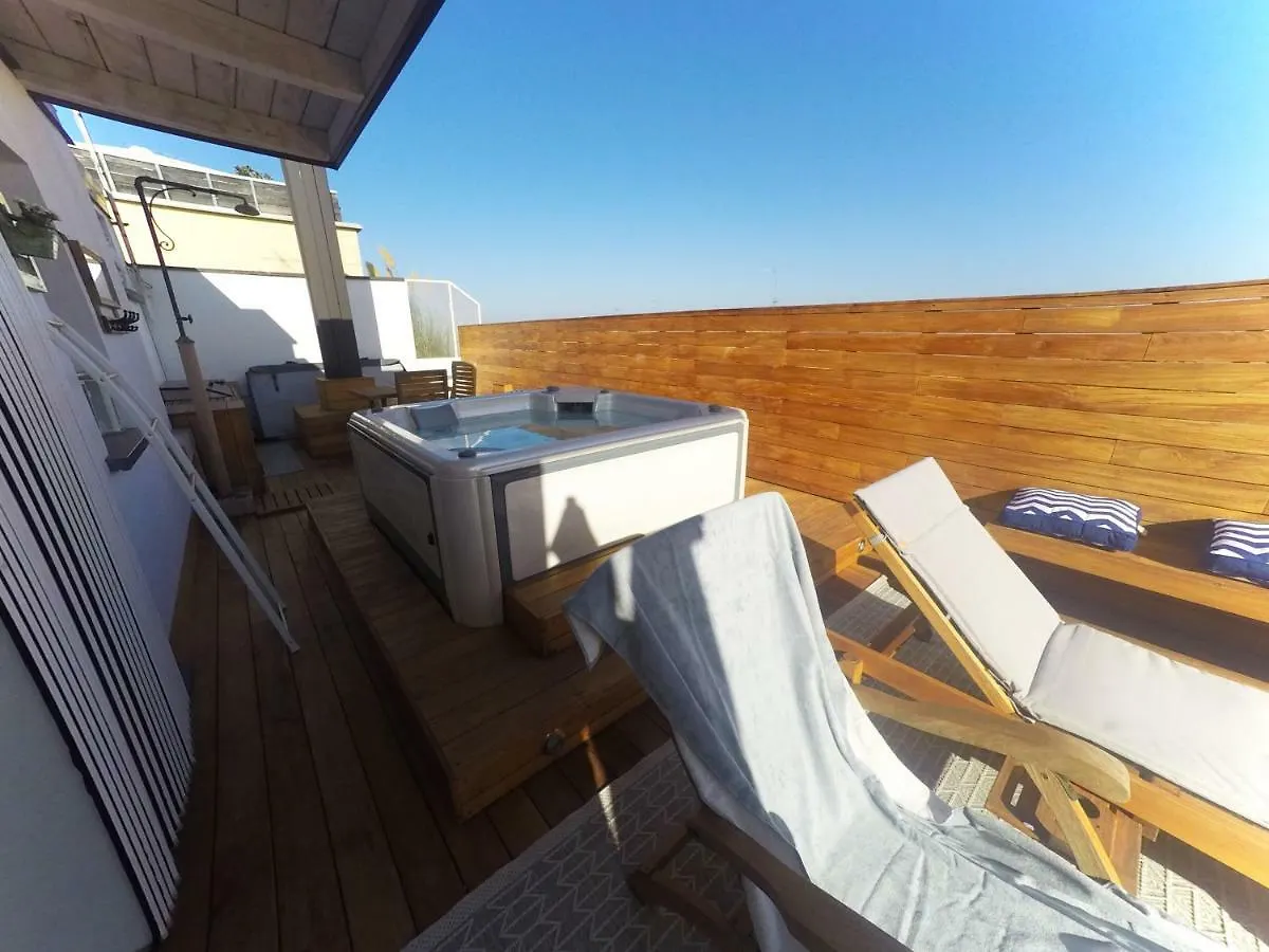 The Italian Job - Jacuzzi Penthouse Hotel Bolonha Apartamento